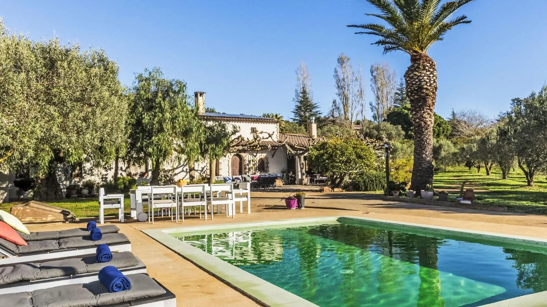 Contactos de Holiday Home El Maset By Interhome